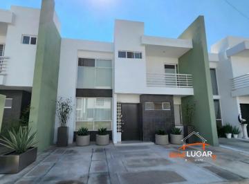 Casa en condominio de 3 habitaciones, Aguascalientes · Casa en Venta en Condominio Porta Canteras, Al Poniente de Aguascalientes
