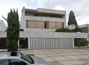 Casa de 5 habitaciones, Naucalpan de Juárez · Venta de Casa en Satelite Naucalpan Estado de Mexico