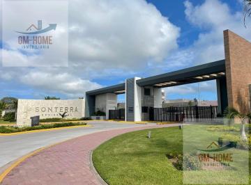 Casa · 90m² · 3 Recámaras · 2 Estacionamientos · Casa en Renta en Sonterra I