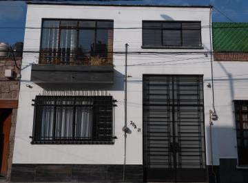 Casa · 273m² · 7 Recámaras · 1 Estacionamiento · Casa en del Valle Norte