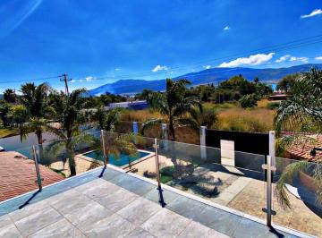 Casa de 6 habitaciones, Tlajomulco de Zúñiga · Casa en Venta. Cajititlán con Amplios Espacios y Gran Ubicación