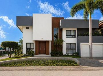 Casa de 4 habitaciones, Zapopan · Casa en Venta en Villa Palmas, Zapopan Jalisco