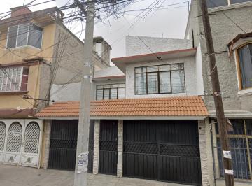 Casa de 3 habitaciones, Gustavo A. Madero · Casa en Venta en San Juan de Aragón VI Secc, Gustavo A. Madero