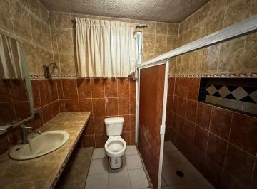 Casa · 164m² · 3 Recámaras · 1 Estacionamiento · Casa en El Centro de Bacalar