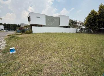 Terreno / Lote , Zapopan · Terreno en Venta en Arauca 2