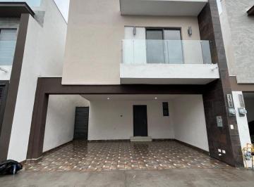 Casa de 3 habitaciones, Guadalupe · Casa en Renta en Fontana Residencial, Guadalupe. N. L.