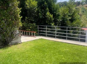 Casa · 450m² · 3 Recámaras · Casa en Calle Cerrada en Renta