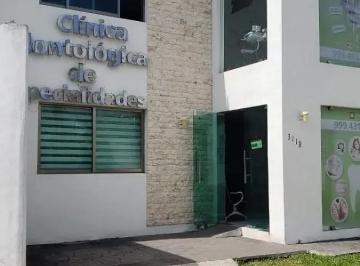 1 · Renta de Consultorio Médico, Sobre Av Cámara de Comercio