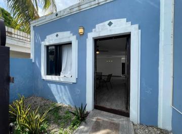 Casa · 155m² · 2 Recámaras · 2 Estacionamientos · Casa en Venta 2 Habitaciones Una Planta Zona Centro por Monumento a Pedro Infante