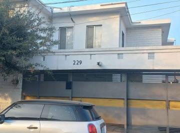 Casa de 5 habitaciones, San Nicolás de los Garza · Venta de Casa en La Col. El Roble, San Nicolas de Los Garza, N. l.