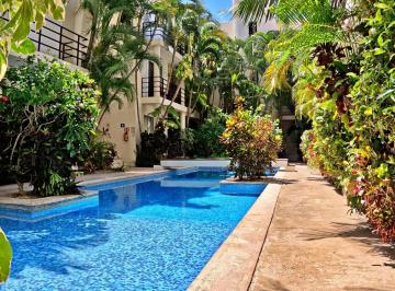 Departamento · 100m² · 2 Recámaras · 1 Estacionamiento · Departamento de 2 Recamaras y 2 Baños en Centro, Playa del Carmen