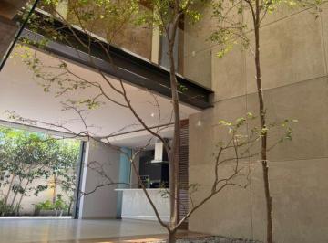 Casa en condominio · 450m² · 3 Recámaras · 3 Estacionamientos · Residencia de Lujo en Renta en Puerta Las Lomas
