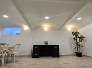 Casa en condominio · 80m² · 2 Recámaras · 2 Estacionamientos · Espacio Céntrico Para Oficina o Consultorio