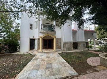 1 · Quinta en Venta en Fracc. Villa Los Reyes, Santiago N. L.