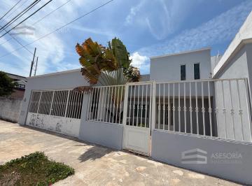 Casa · 377m² · 4 Recámaras · 2 Estacionamientos · Casa - Fraccionamiento Gonzalo Guerrero