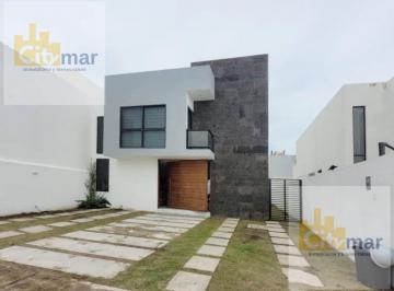 Casa · 180m² · 3 Recámaras · 2 Estacionamientos · Casa - Fraccionamiento Los Manantiales