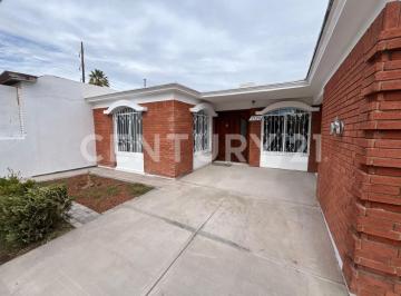 Casa · 160m² · 3 Recámaras · 1 Estacionamiento · Casa Venta Colonia San Felipe Chihuahua
