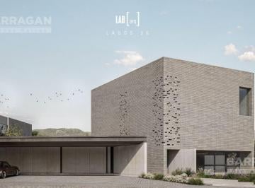 Casa · 466m² · 3 Recámaras · 3 Estacionamientos · Casa en Preventa Lomas del Campanario Norte, Lagos