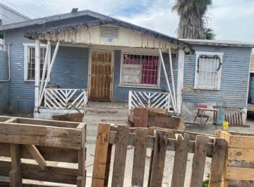 Casa de 3 habitaciones, Tijuana · Se Vende Terreno con Casa Vieja en Tijuana