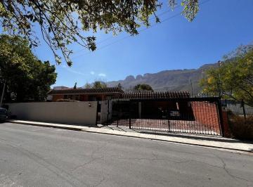 c68609a3cb79f6c25f9a1a25835c1a82c5784ce4ab41cbef563f2f5e2c78371a · Casa en Venta en Zona Jeronimo Siller, San Pedro Garza Garcia, Nuevo Leon