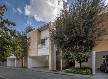 cce0a2e39b34762264032c33ecfef1e9bd7dfa11e8bf41dde023dc1ff8f66d6d · Casa en Venta en Magenta Residencial, San Pedro Garza García