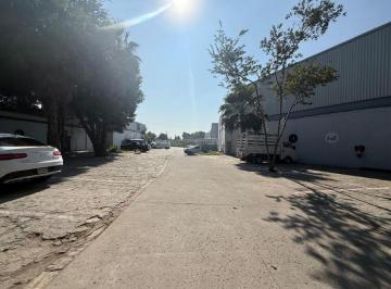Bodega comercial , Tlajomulco de Zúñiga · Bodega Renta Cerca Lopez Mateos Sur en Parque Industrial Privado Oportunidad