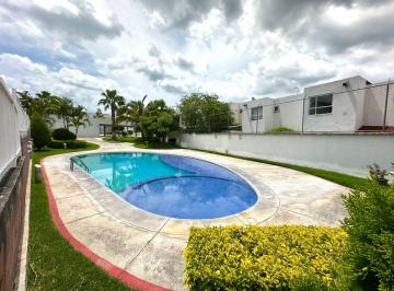 Casa de 3 habitaciones, Xochitepec · Casa con Alberca 3 Recamaras Xochitepec Morelos Los Laureles