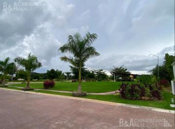 Terreno / Lote · 226m² · Terreno en Venta en Via Cumbres