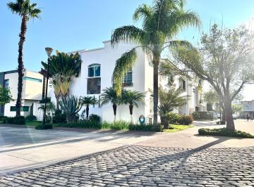 Casa en condominio de 5 habitaciones, Zapopan · Residencia en Esquina en Solares 3 | Amplitud, Privacidad y Vida Armónica