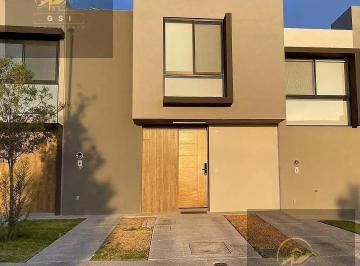 Casa en condominio · 115m² · 3 Recámaras · 2 Estacionamientos · Casa en Condominio en Zákia