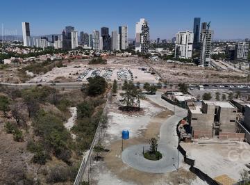 Terreno / Lote · 824m² · Terreno en Venta de Punta Loma, Av Universidad y Juan Palomar y Arias