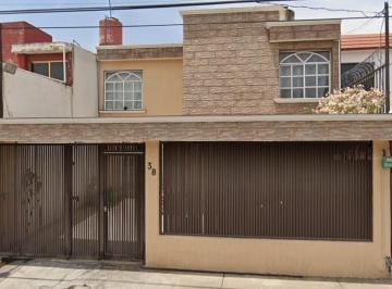 Casa de 3 habitaciones, Coacalco de Berriozábal · Casa en Coacalco, Cerca de Plaza, Escuela, Centro Comercial, Parque y Vias Rapidas