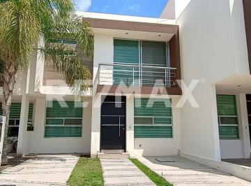 Casa en condominio · 178m² · 3 Recámaras · 2 Estacionamientos · Casa en Renta en Terranova II Residencial, El Refugio, Querétaro - (4)