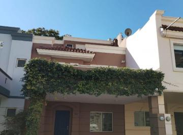 Casa de 3 habitaciones, San Pedro Garza García · Casa en Renta Col. Valle del Seminario