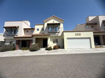 Casa en condominio de 3 habitaciones, Querétaro · Casa en Venta en Querétaro La Vista Residencial