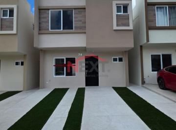 Foto principal · Casa en Renta en Fracc. Tossa, Tijuana B. C.
