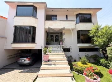Casa de 4 habitaciones, Huixquilucan · Casa de 542 m² en Venta en Bosques de La Herradura (Fraccionamiento con Seguridad)