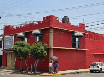 Local comercial , Nezahualcóyotl · "¡Maximiza Tu Inversión! Salón de Fiestas Funcional con Facilidad de Conversión a Cualquier Giro.