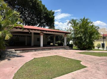 Casa · 329m² · 5 Recámaras · 3 Estacionamientos · Casa en Fraccionamiento Maravillas