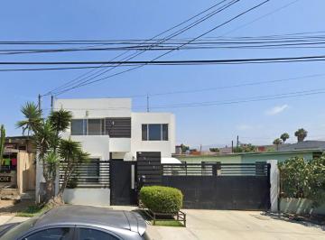 Casa de 4 habitaciones, Ensenada · Venta de Casa en Colonia Ulbrich Ensenada Calle Ensenada 814