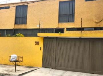 Fachada de la propiedad. · Casa en Venta, Satélite, 4 Recamaras