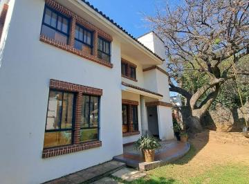 Propiedad ideal para inversión en zona turística Tepoztlán · Hotel en Venta, Tepoztlán, 9 Habitaciones.