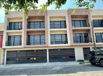 Edificio · 594m² · 10 Estacionamientos · Edificio en Venta, Villas de La Hacienda, 594 m