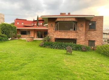 Preciosa Residencia colindante con Bosque de Chapultepec · Casa en Venta, Lomas Altas, 3 Recamaras