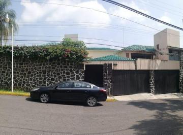 Casa · 600m² · 6 Recámaras · 4 Estacionamientos · Casa en Venta, Provincias del Canadá, 6 Recámaras