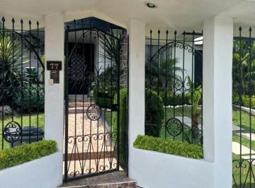 Casa · 190m² · 3 Recámaras · 2 Estacionamientos · Casa en Venta, Mayorazgos de Los Gigantes, 3 Recámaras.