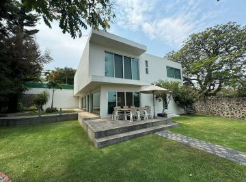 Casa · 341m² · 4 Recámaras · 4 Estacionamientos · Casa en Venta, Maravillas, 4 Recámaras
