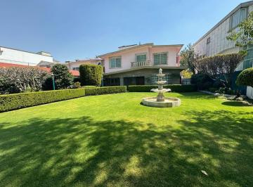 Casa · 660m² · 3 Recámaras · 4 Estacionamientos · Casa en Venta, Club de Golf Hacienda, 3 Recámaras