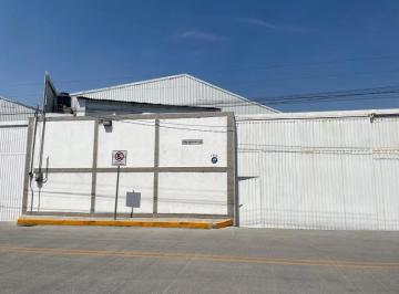 Local comercial · 1002m² · 8 Estacionamientos · Bodega en Renta, Toluca, 1000 m²