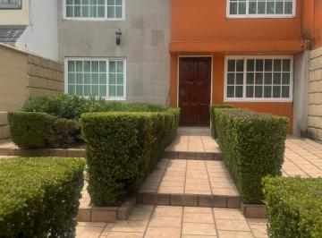 Casa · 169m² · 3 Recámaras · 3 Estacionamientos · Casa en Venta, Ciudad Satélite, 3 Recamaras